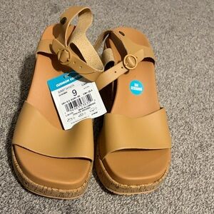 Reef Women's Camel Strap Sandals